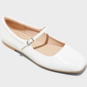 Wild Fable Elsa Mary Jane Ballet Flats w/ memory foam - cream